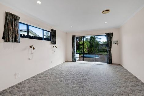 Photo of property in 37 Pembroke Road East, Stratford, 4332