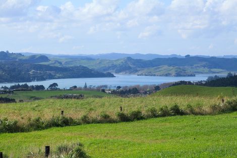 Photo of property in 76 Te Ahiawa Road, Raglan, 3297