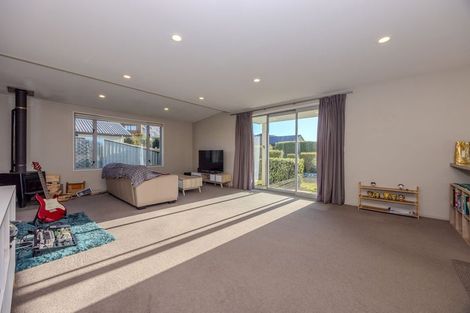 Photo of property in 12a Alpha Close, Wanaka, 9305