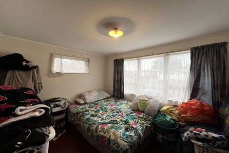 Photo of property in 31 Riverpark Crescent, Henderson, Auckland, 0610