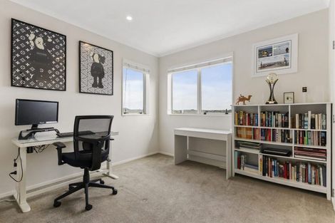 Photo of property in 35 Whenuapai Drive, Whenuapai, Auckland, 0618