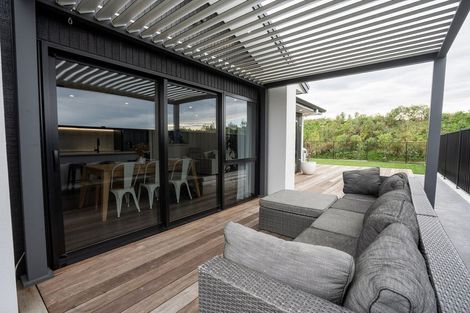 Photo of property in 15 Arihi Crescent, Frimley, Hastings, 4120