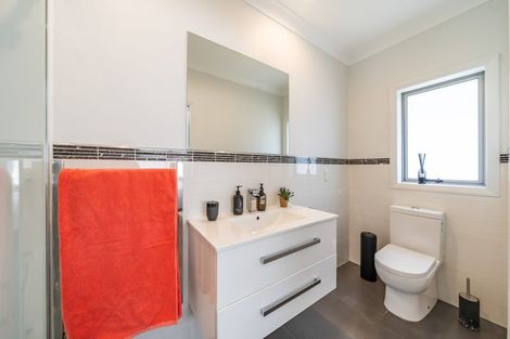 Photo of property in 19 Flotilla Place, Whitby, Porirua, 5024