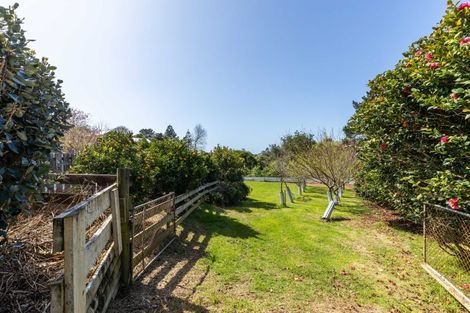 Photo of property in 1a Lismore Street, Strandon, New Plymouth, 4312