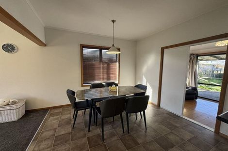 Photo of property in 22 Vardon Road, St Andrews, Hamilton, 3200