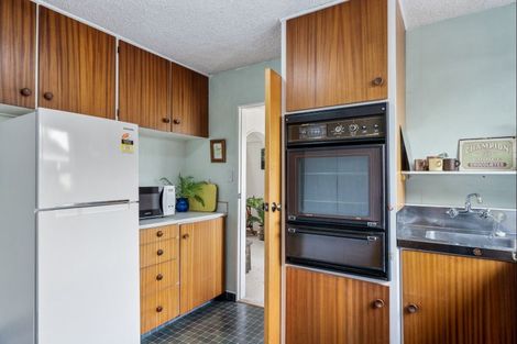 Photo of property in 98 Hillcrest Road, Raumati Beach, Paraparaumu, 5032