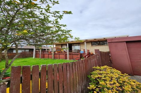 Photo of property in 103 Ennis Avenue, Pakuranga Heights, Auckland, 2010
