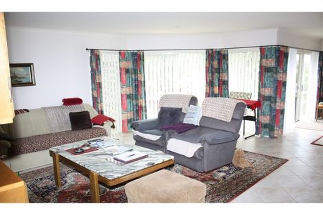Photo of property in 11 Bush Haven Drive, Te Kamo, Whangarei, 0112