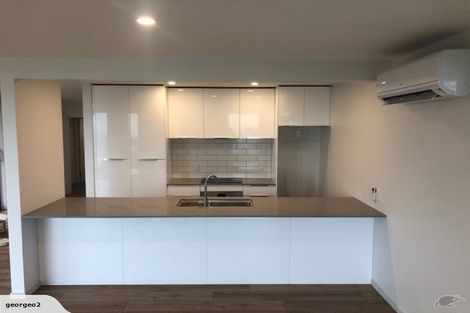 Photo of property in 281 Cannon Hill Crescent, Mount Pleasant, Christchurch, 8081