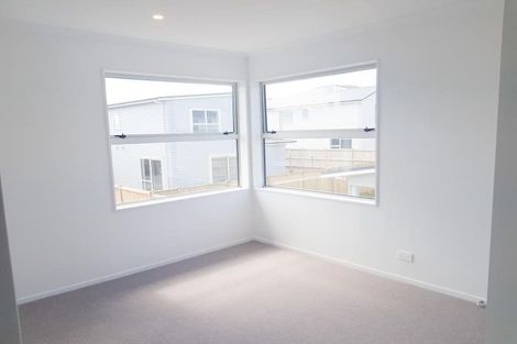 Photo of property in 5 Tyler Davies Drive, Red Beach, 0932