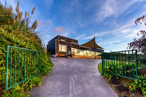Photo of property in 8 Ngatea Road, Diamond Harbour, Lyttelton, 8971