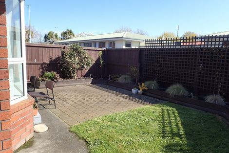 Photo of property in 2/10 Leslie Street, Upper Riccarton, Christchurch, 8041