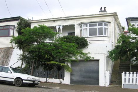 Photo of property in 3 Kenwyn Terrace, Newtown, Wellington, 6021