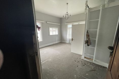 Photo of property in 43 Pretoria Street, Hutt Central, Lower Hutt, 5010