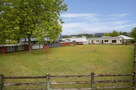 Photo of property in 1 Te Reiti Tamara Grove, Turangi, 3334