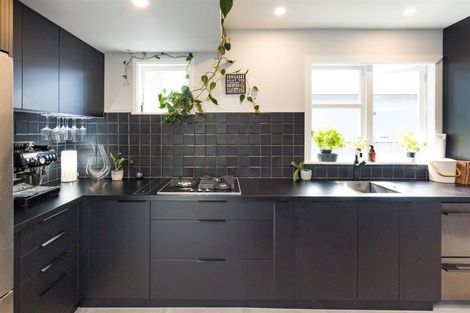 Photo of property in 7 Galway Avenue, Hokowhitu, Palmerston North, 4410