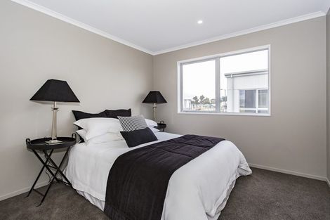 Photo of property in 12 William Dawson Crescent, Wigram, Christchurch, 8025