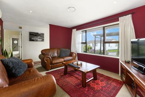 Photo of property in 12 Dominica Crescent, Grenada Village, Wellington, 6037