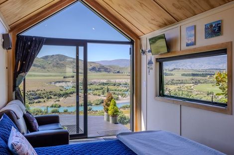 Photo of property in Luggate - Cromwell Road, Queensberry, Cromwell, 9383