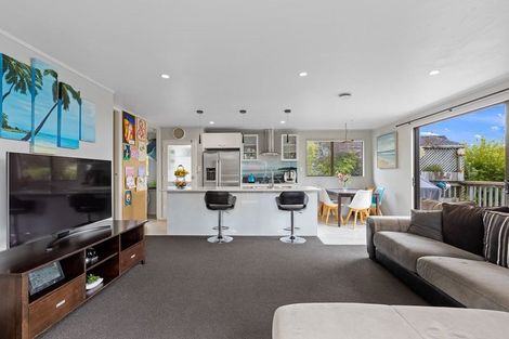Photo of property in 34b Totara Road, Stanmore Bay, Whangaparaoa, 0932