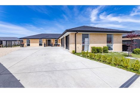 Photo of property in 20 Blair Place, Kaiapoi, 7630