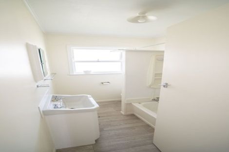 Photo of property in 2/75 Wallace Road, Papatoetoe, Auckland, 2025