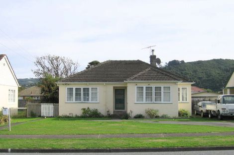 Photo of property in 3 Hunter Street, Taita, Lower Hutt, 5011