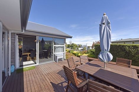 Photo of property in 9 Kenmure Drive, Huntsbury, Christchurch, 8022