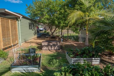 Photo of property in 23 Paradise Road, Coopers Beach, 0420