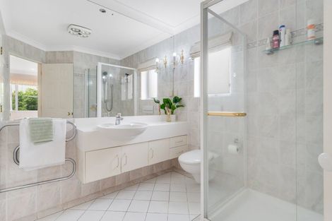 Photo of property in 35 Mccahill Views, Botany Downs, Auckland, 2010