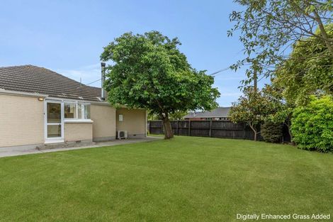 Photo of property in 1 Sevenoaks Drive, Bryndwr, Christchurch, 8053