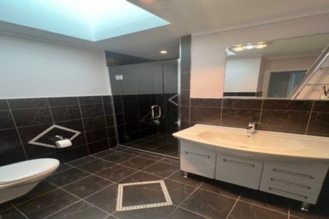 Photo of property in 5 Barton Place, Orewa, 0931