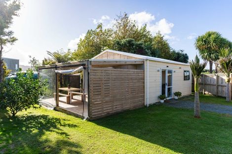 Photo of property in 74 Jack Boyd Drive, Mangawhai Heads, Mangawhai, 0573