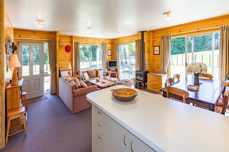 Photo of property in 83 Shannon Street, Ohakune, 4625