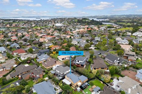 Photo of property in 2/19 Chiania Place, Somerville, Auckland, 2014