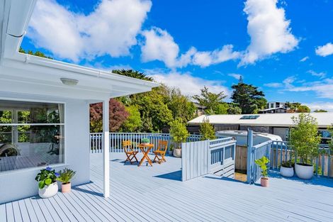 Photo of property in 12b Tiromoana Road, Raumati South, Paraparaumu, 5032