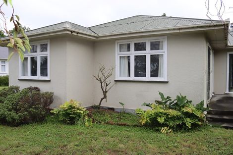 Photo of property in 27 Cambridge Terrace, Masterton, 5810
