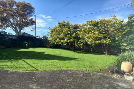 Photo of property in 32 Lismore Street, Strandon, New Plymouth, 4312