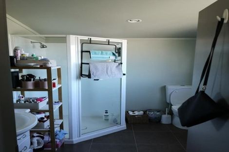 Photo of property in 64e Sheridan Terrace, Johnsonville, Wellington, 6037