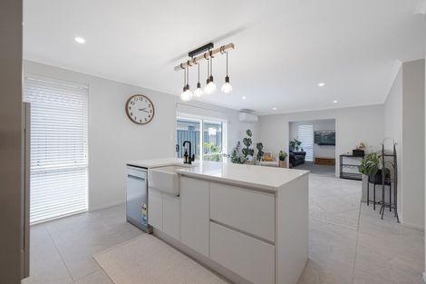 Photo of property in 43 Te Ranga Memorial Drive, Pyes Pa, Tauranga, 3112