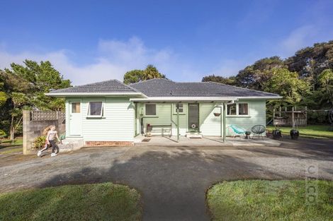Photo of property in 380 Muriwai Road, Waimauku, 0881