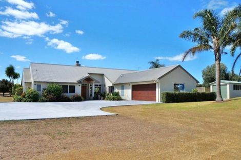 Photo of property in 93 Uretiti Road, Waipu, 0582