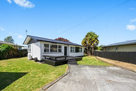 Photo of property in 18 Northolt Road, Fairview Downs, Hamilton, 3214