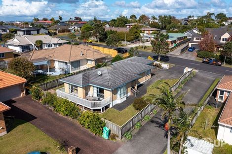 Photo of property in 1b Picasso Drive, West Harbour, Auckland, 0618