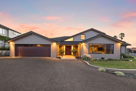 Photo of property in 253 Wellington Street, Pukekohe, 2120