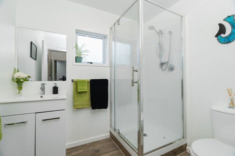 Photo of property in 400 Kaikorai Valley Road, Bradford, Dunedin, 9011