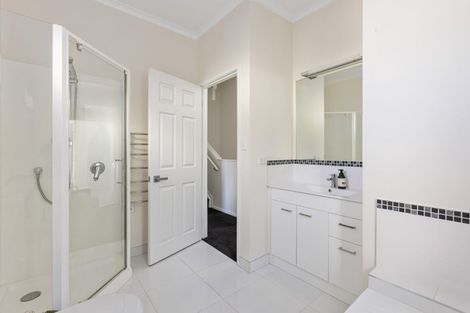Photo of property in 78 Pemberton Avenue, Bayview, Auckland, 0629