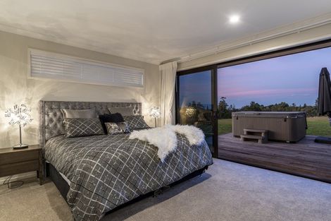 Photo of property in 25 Sarona Park Drive, Omanawa, Tauranga, 3171