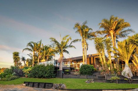 Photo of property in 269 Kaipara Road, Papakura, 2582