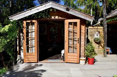 Photo of property in 4 Sunset Heights Road, Karamea, 7893